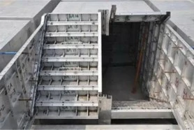 coffrage métallique pour escalier
