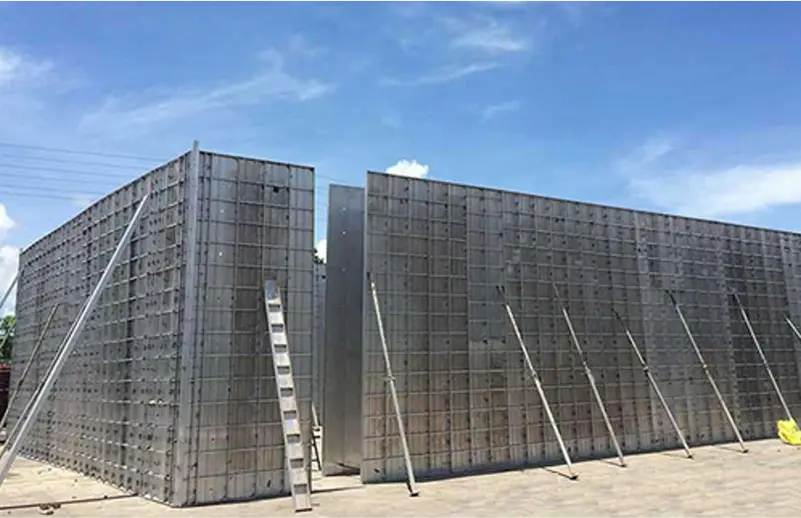Proceso de construcción de  encofrado de concreteo de aluminio