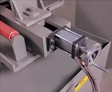 una parte de sierra de cinta metal industrial
