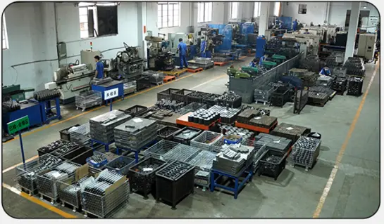 Производственный цех на YANSUMI механическом заводе